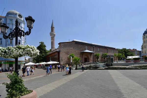 Plovdiv Bulgaria June 2018 Unidentified People Cafe Medieval Dzhuhamaya Mosque — Stock Photo, Image