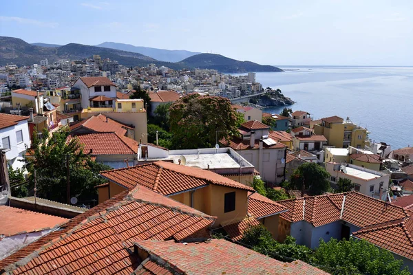 Grecia Kavala Paisaje Urbano Con Casas Mar Egeo — Foto de Stock