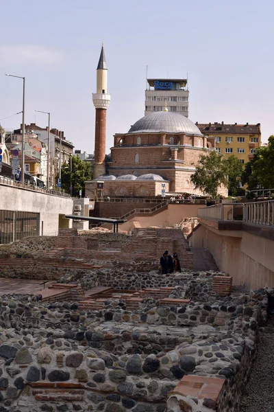 Sofia Bulgária Junho 2018 Pessoas Não Identificadas Escavações Mesquita Medieval — Fotografia de Stock