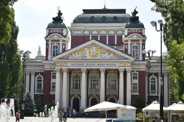 Sofia Bulgarije Juni 2018 Niet Geïdentificeerde Mensen Fonteinen Central Park — Stockfoto