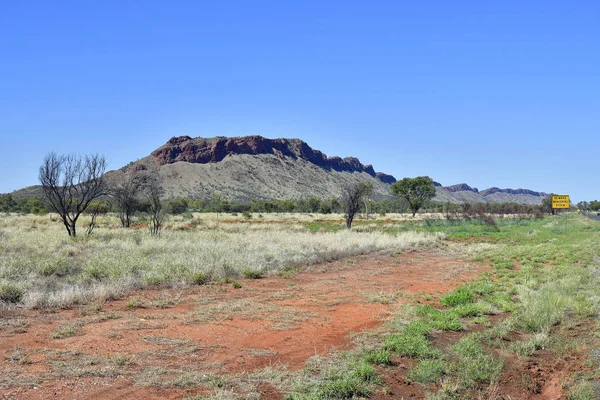 Australien Nördliches Territorium Warnschild Und Landschaft Entlang Der Namatrija Drive — Stockfoto