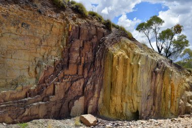 Avustralya, Nt, aşı boyası çukurlara Batı Mcdonnell aralığı Milli Parkı, Aborjin kişi tarafından vücut boyama için törenler tarafından kullanılan aşı boyası