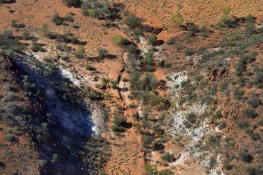 Alice Springs etrafında taşra peyzaj içinde Avustralya, Nt, havadan görünümü
