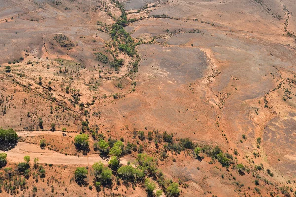オーストラリア アリス スプリングス周辺のアウトバックの風景を空撮 — ストック写真