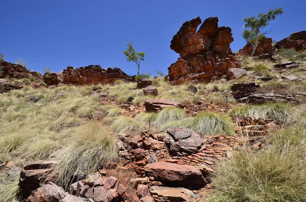 Australia Footpath Rocks Trephina Gorge East Mcdonnell Range National Park — Stock Photo, Image