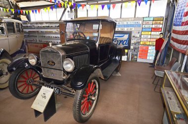 Alice Springs, Nt, Avustralya - 20 Kasım 2017: Vintage otomobillerde Ghan Müzesi, Ford Model T