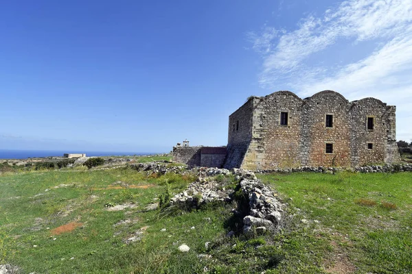 ギリシャ 中世修道院の聖ヨハネ Aptera クレタ島の古代遺跡の神学者およびオットマンの要塞 — ストック写真