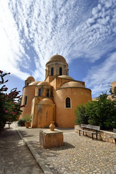 ギリシャ クレタ島 アギア トリアダ アクロティリ半島に 世紀から別名聖三位一体の修道院 — ストック写真