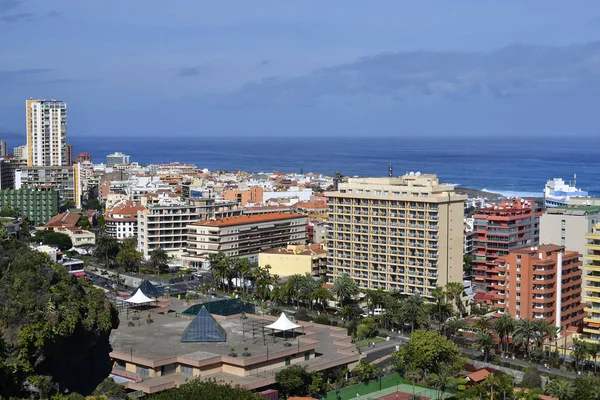 İspanya, Kanarya Adaları, Tenerife, cityscape Puerto de la Cruz, tercih edilen hedef, Atlantik Okyanusu üzerinde seyahat