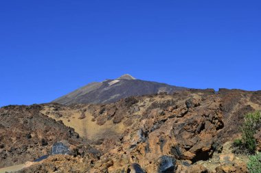 İspanya, Kanarya Adaları, Tenerife, caldera lave kayalarda Teide tepe ile Teide Milli park ile