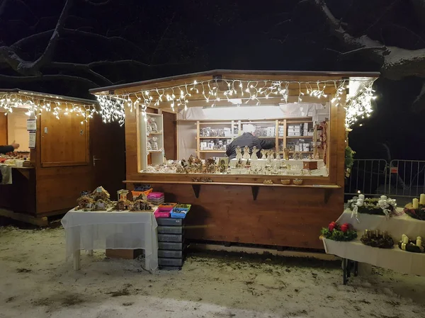 Áustria Quiosque Iluminado Mercado Tradicional Natal Ebreichsdorf — Fotografia de Stock