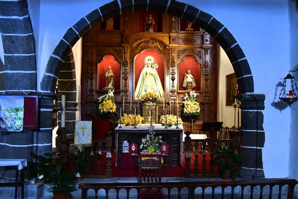 ゴメラ カナリア諸島 スペイン 2018 小さな教会聖母カンデラリア 内側宗教的なランドマークと巡礼ルートします — ストック写真