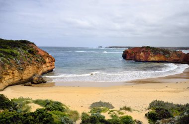 Avustralya, Vic, şehit Bay kumsalda Great Ocean Road, Port Campbell Milli Park'ta tercih edilen turistik ve seyahat hedef,