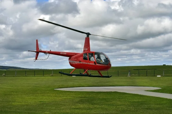 Princetown Vic Austrália Novembro 2017 Pessoas Não Identificadas Helicóptero R44 — Fotografia de Stock