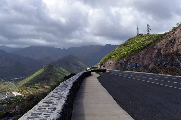 Espanha Ilhas Canárias Gomera Estrada Montanha Asfaltada Vista Para Vale — Fotografia de Stock