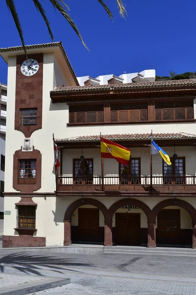 Gomera Canarische Eilanden Spanje April 2018 Townhall Met Klokkentoren Vlaggen — Stockfoto