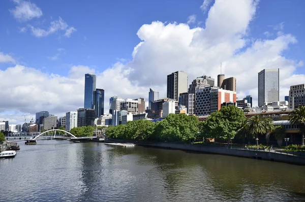 Melbourne Vic Australia November 2017 Different Buildings Yarra River Foot — Stock Photo, Image