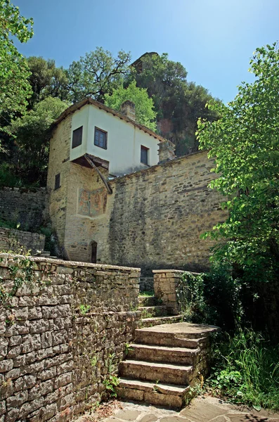 Grecia Epiro Panagia Speleotissa Monasterio Vikos Aoos Parque Nacional Con —  Fotos de Stock