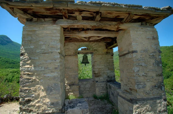 Řecko Epirus Zvonice Kopci Nad Klášterem Panagia Speleotissa Národním Parku — Stock fotografie