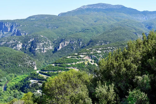 Grécia Épiro Estrada Montanha Sinuosa Para Aldeia Papingo Parque Nacional — Fotografia de Stock