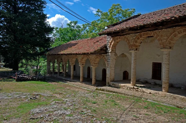 ギリシャ Ioannina 公共アスランPashaモスクの中庭に建物 — ストック写真