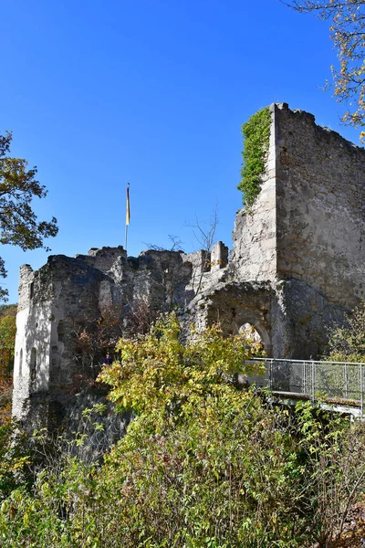 Autriche Portail Avec Pont Ruine Johannstein Dans Réserve Naturelle Sparbach — Photo