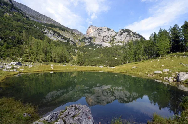 Áustria Brunnsteinersee Pequeno Lago Montanha Wurzera Localizado Região Férias Pyhrn — Fotografia de Stock