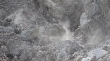 Phlegraean alanlar, Campi Flegrei, Solfatara, sis, buhar, fumaroles, volkanik alan, volkan, vulcano, caldera, hidrotermal aktivite, Pozzuoli, Napoli, Naples, İtalya,