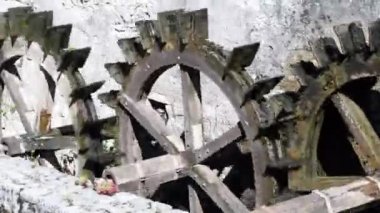 Kürekler, değirmen, çarklar, değirmenler, su değirmeni, Slovenya, Postojna