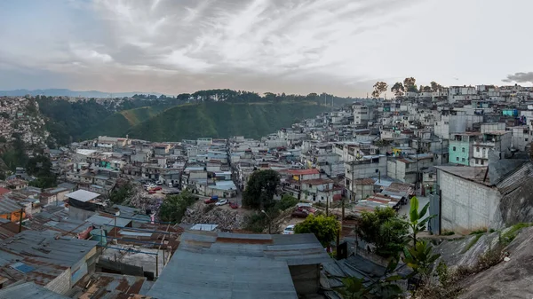 Guatemala Mahallesi Öğleden sonra gökyüzü açık 