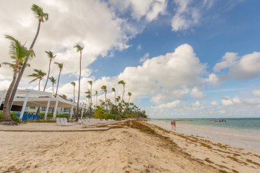 Punta Cana / Dominik Cumhuriyeti - 13 Nisan 2014: Holiday Paradise, Sun, Beach, Kum ve Güzel Manzara