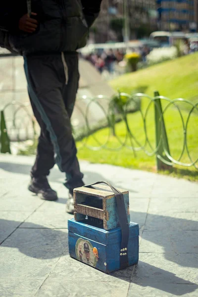 Blue Wooden Shoeshine Box Street Floor Garden — Stock Photo, Image