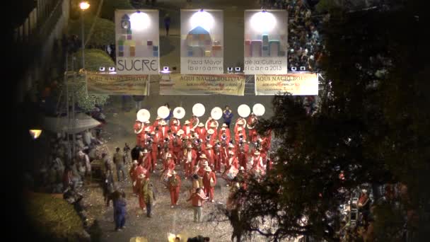 Sucre Chuquisaca Boliwia Września 2013 Grupa Rdzennych Muzyków Pomarańczowym Kostiumie — Wideo stockowe