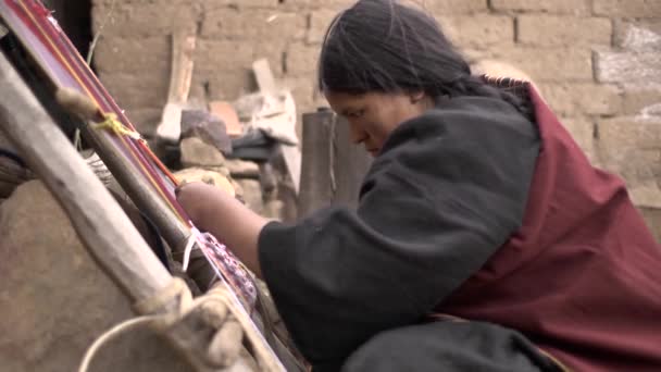 Ангола Чукисака Боливия Ноября 2014 Года Коричневая Женщина Коренными Особенностями — стоковое видео