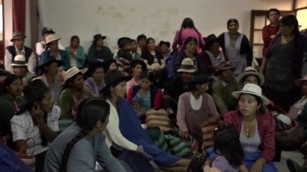 Sucre Chuquisaca Bolívie Dubna 2014 Skupina Domorodých Žen Copánky Některé — Stock video