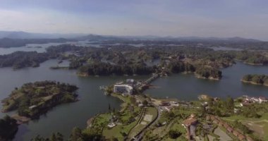 Antioquia, Kolombiya 'daki Guatape Kasabasına Giden Ana Yol