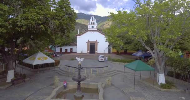 Olaya Antioquia Colombia January 2020 Fountain Square Minivan Parked Street — 비디오