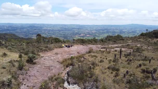 Belmira Antioquia Colombia January 2020 Μια Ομάδα Τουριστών Σακίδια Restes — Αρχείο Βίντεο