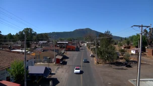 Teotihuacn Mexique Janvier 2011 Trafic Automobile Sur Une Avenue Avec — Video