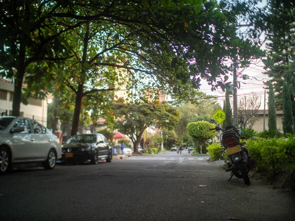 City Street Con Poco Movimento Causa Della Quarantena Pandemica Medellin — Foto Stock