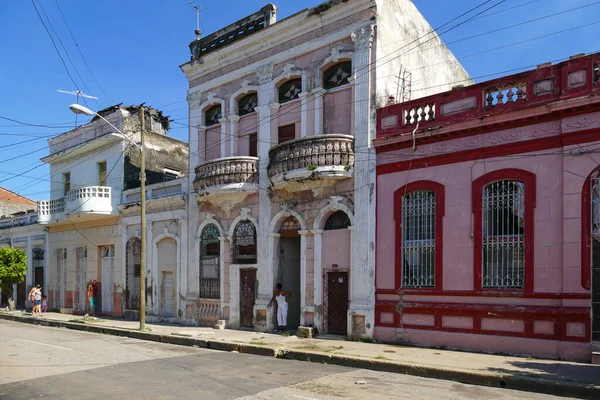 Matanzas Cuba Abril 2018 Fachada Las Casas Antiguas Deterioradas —  Fotos de Stock