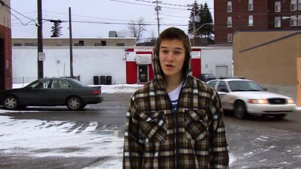 Montreal Quebec Canada November 2008 Young Blond Man Speaks Camera — Stock Video