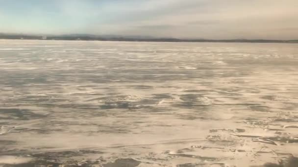 Río Congelado Con Trozos Hielo Para Invierno — Vídeo de stock