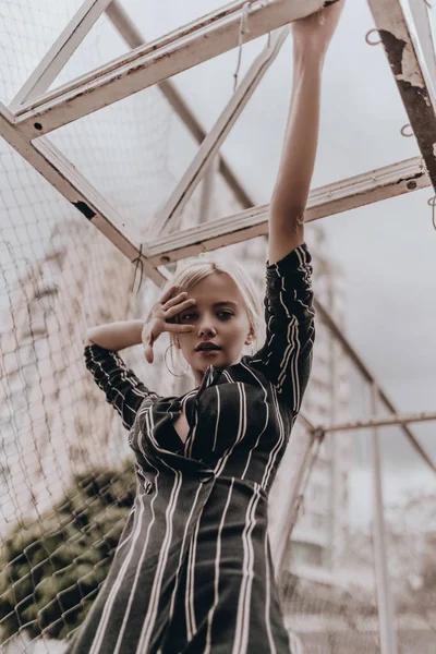 Porträt Eines Heißen Sexy Mädchens Mit Schönen Blonden Haaren Klassischer — Stockfoto