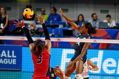 Voleybol Niyetli Uluslar Ligi Kadınları - Dominik Cumhuriyeti ABD 'ye Karşı 