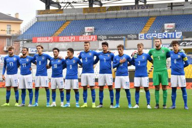 İtalyan Futbol Takımı 8 Milletler 20 Yaş Altı - İtalya İngiltere 'ye Karşı