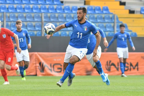 Італійська футбольна команда 8 націй до 20 - Італія проти Англії — стокове фото