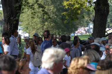 Golf 76 ° İtalya 'yı aç