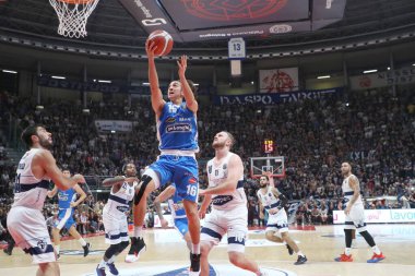 İtalyan Basketbol A Serie Championship 40 Bologna 'ya karşı De Longhi Treviso Basket