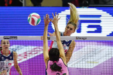 Voleybol İtalyan Serie A1 Kadınlar Şampiyonası èpiu Pomì Casalmaggiore Savino Del Bene Scandicci 'ye karşı
